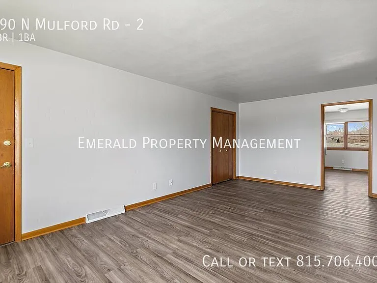 590 N Mulford Rd #2 — Photo 4