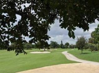 8820 SW 8th St, Plantation, FL 33324