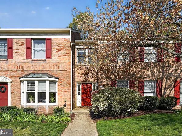 219 Heather Ct, La Plata, MD 20646