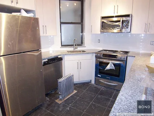 Rented by Bond New York | media 24