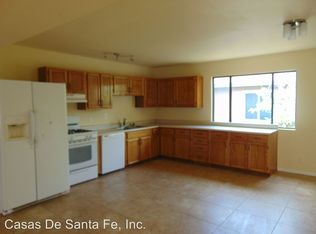 2048 Calle Lorca #B, Santa Fe, NM 87505
