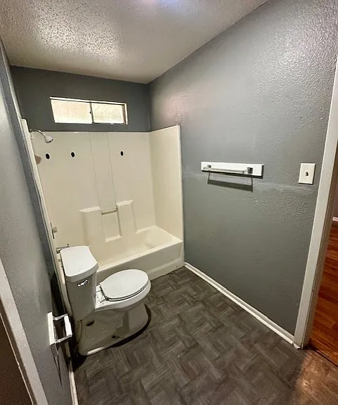 3625 Crestbrook Ct #2 — Photo 4