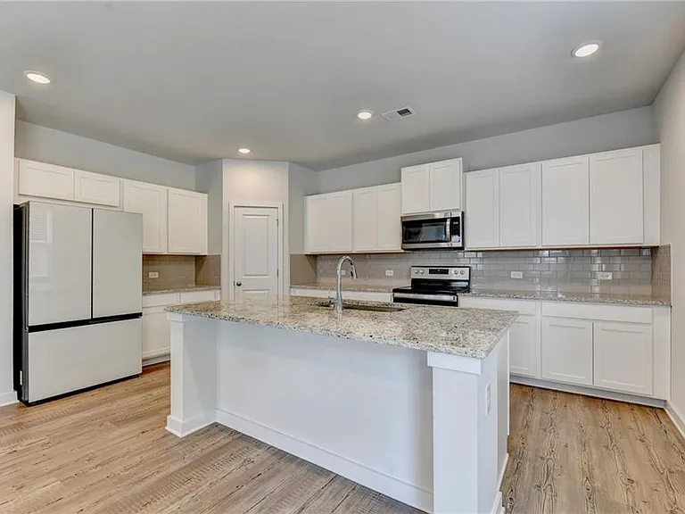 5165 Union Heights Way — Photo 13
