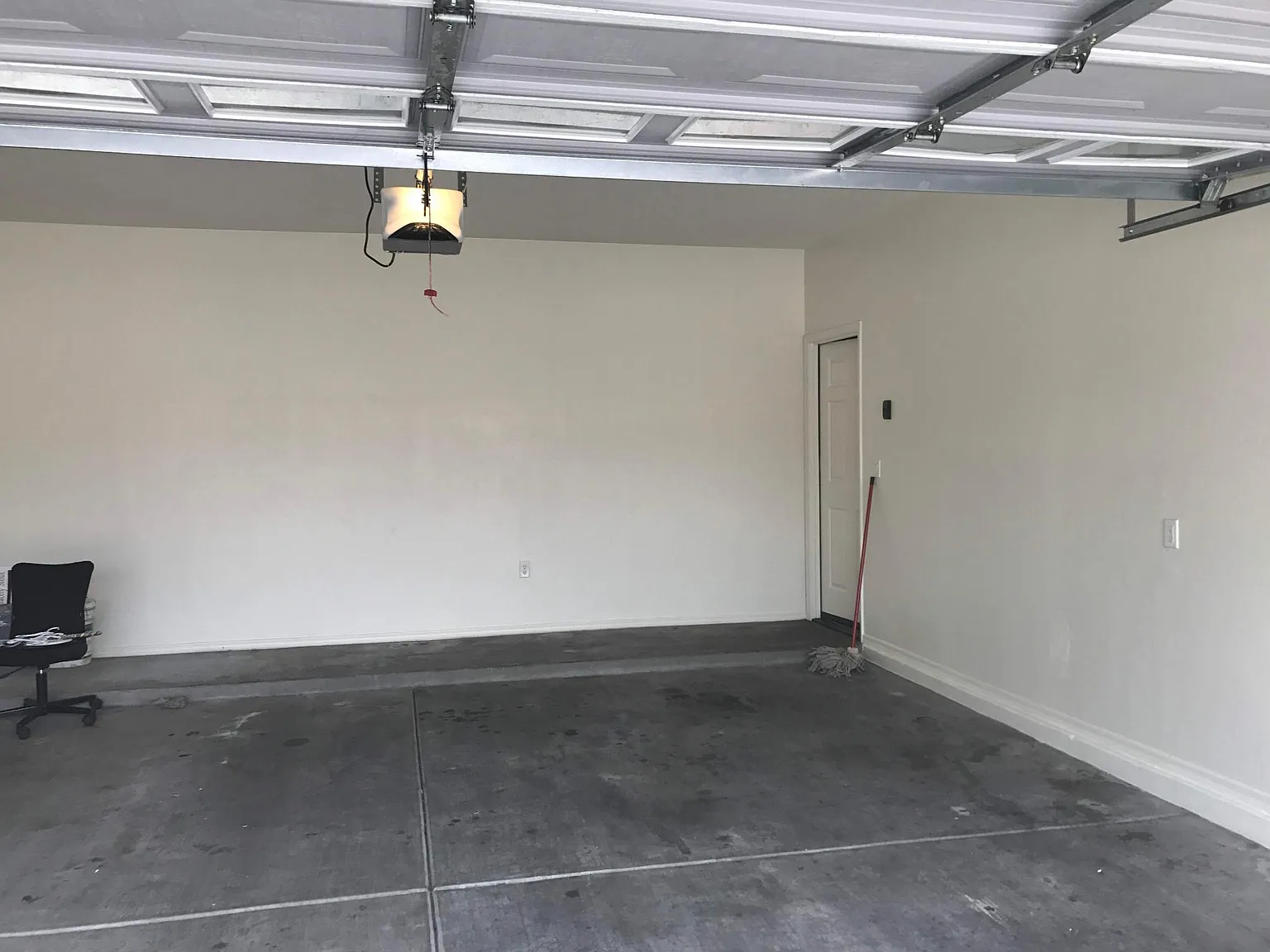 5 bed, 2635 sqft, $2,800 — Photo 3