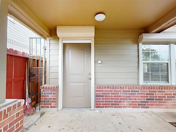 4th image of 8201 Tareyton Ln