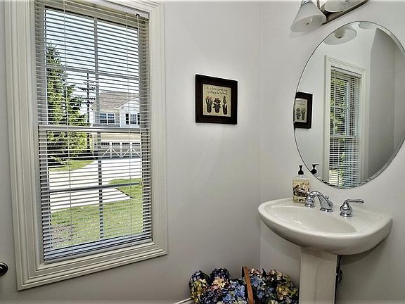 5th image of 117 Bell Tower Ct #A