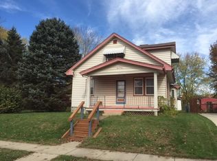 203 E 3rd St, Silver Grove, KY 41085