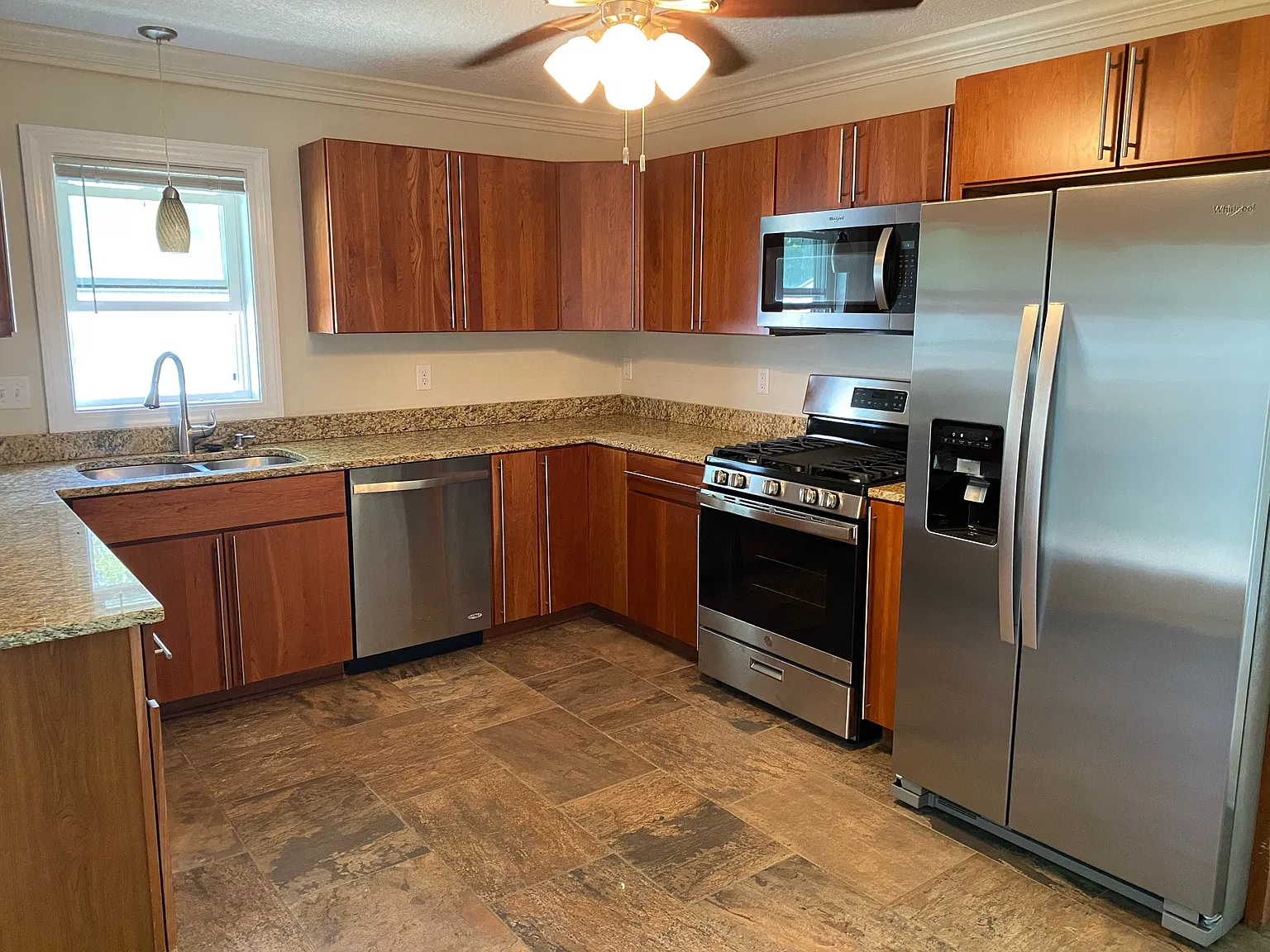 126 East Marion Street - 1 — Photo 2