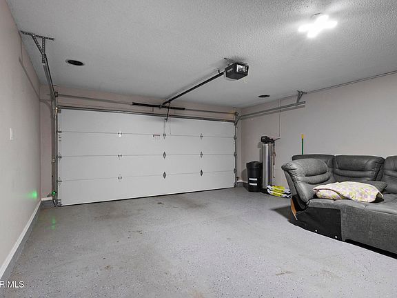 2nd image of 11808 Mesquite Bush Dr