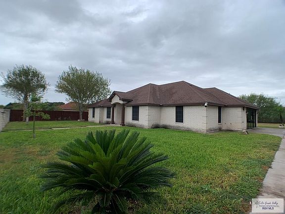 5th image of 1130 Oneida Cir