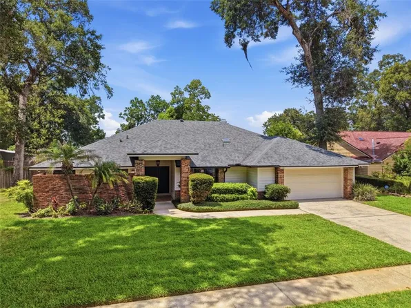 2309 Sweetwater Country Club Place Dr, Apopka, FL 32712