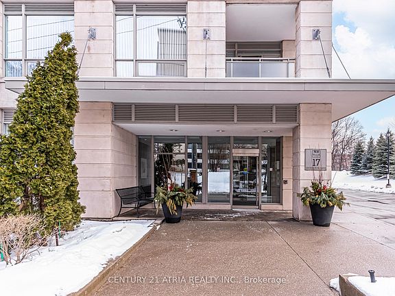 3rd image of 17 Ruddington Dr #101