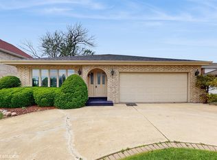 9138 Greenwood Ave, Des Plaines, IL