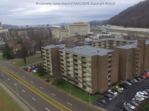 2106 Kanawha Blvd E APT 228, Charleston, WV 25311