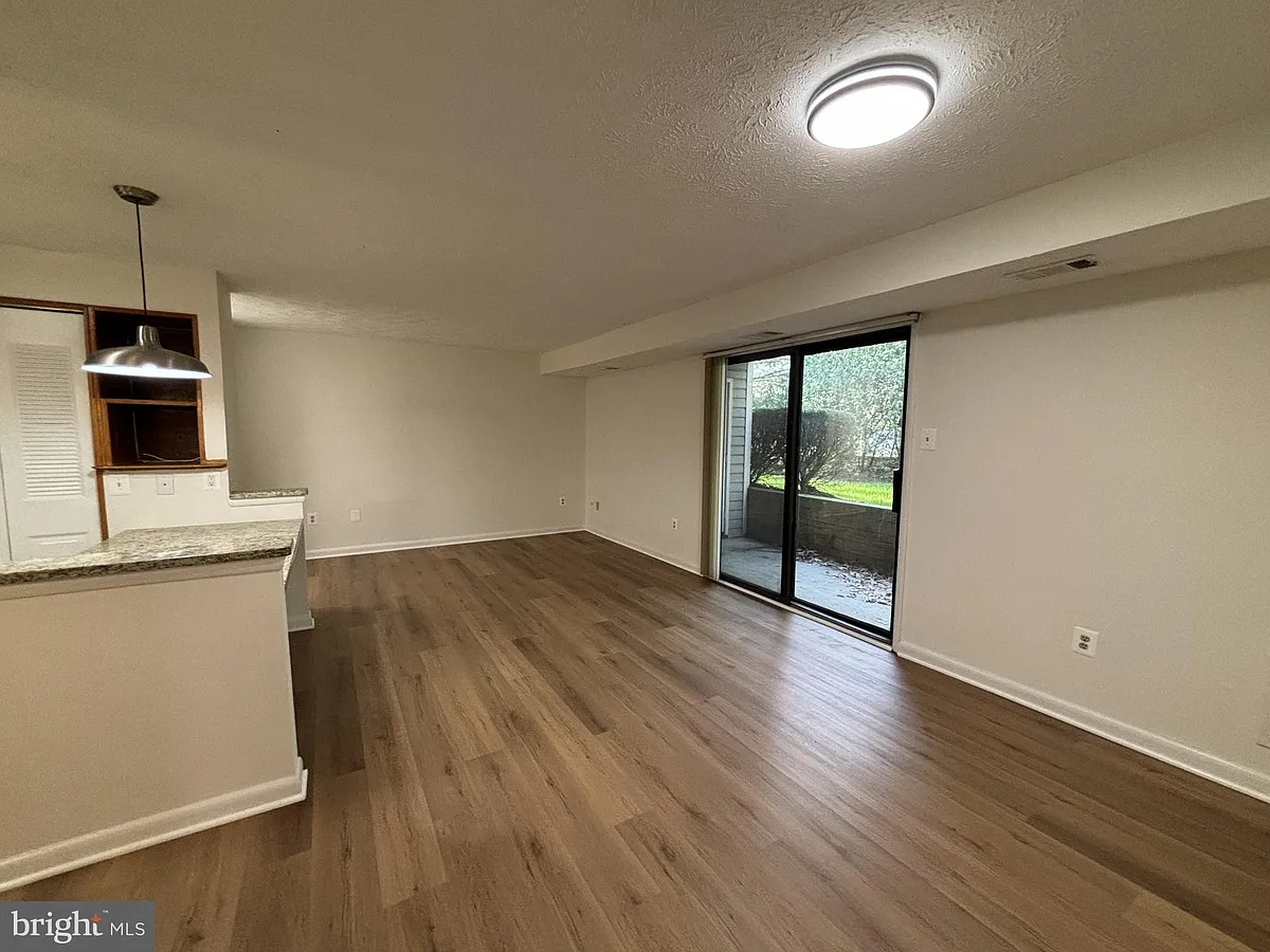 Building Photo - 12309 Silvergate Way #908-C