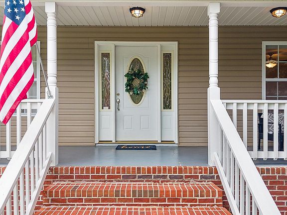 4th image of 24 Highland Dr