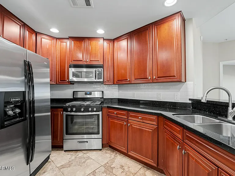 5450 E Deer Valley Dr #1015 — Photo 6
