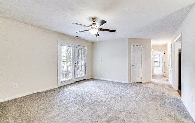 Wyndfall Apartments — Photo 28