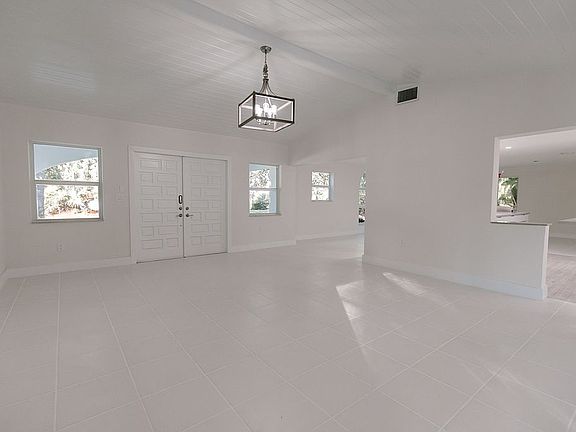 5th image of 15287 SW 87th Ct