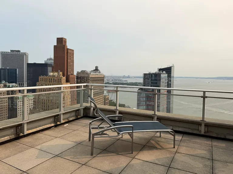 200 Rector Pl #15D — Photo 12