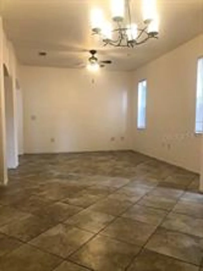 1 Bedroom / 1 Bath Condo in Lake Mary Available Now! — Photo 2