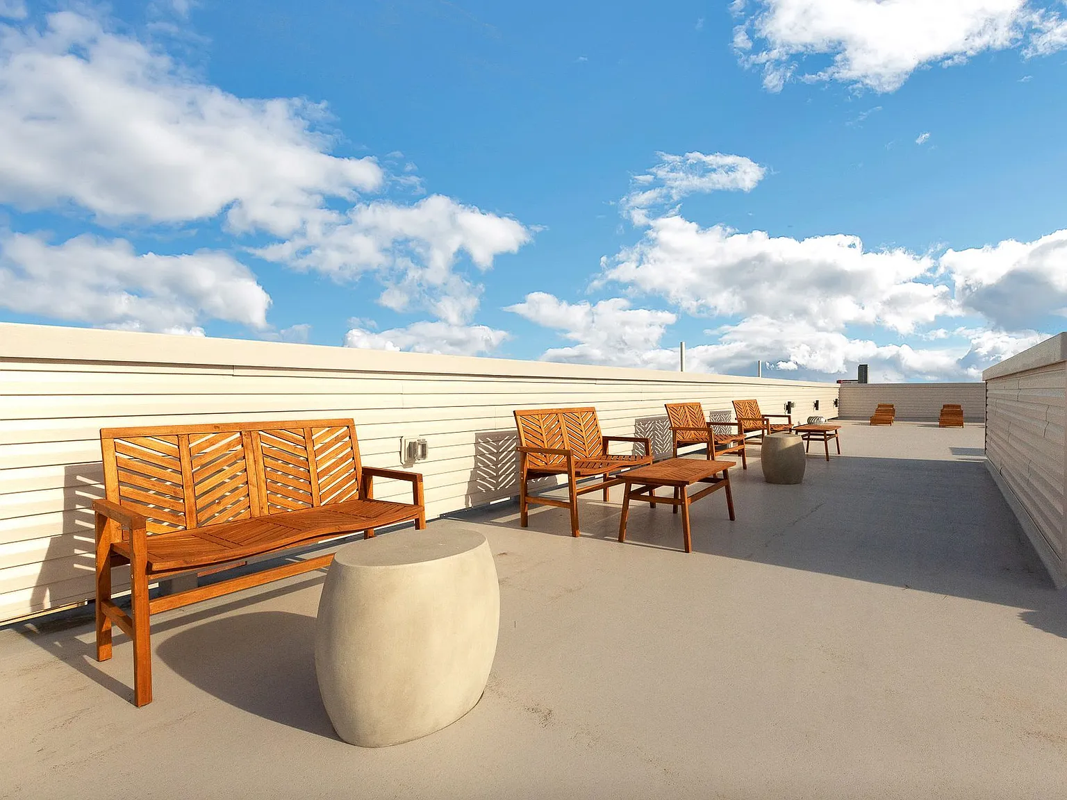 Stunning New Luxury Apartments at The Vienna — Photo 4