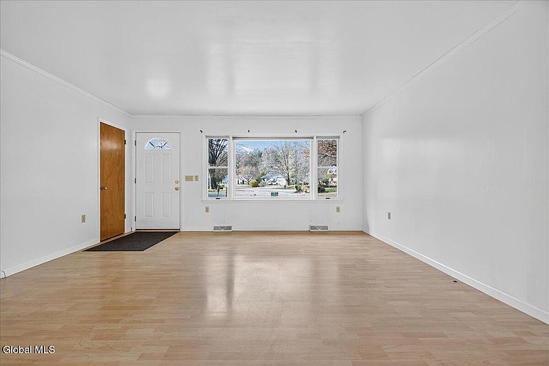 2nd image of 26 Northwood Drive