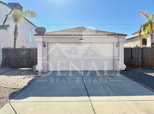 3943 W Whispering Wind Dr, Glendale, AZ 85310