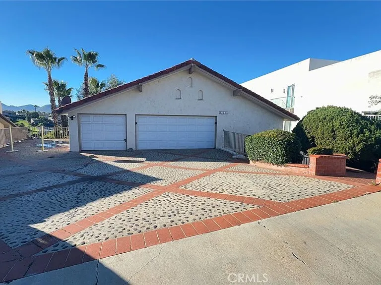 22244 San Joaquin Dr W — Photo 1