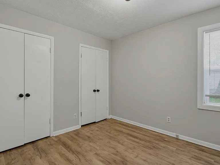 6984 Timberwood Dr — Photo 38