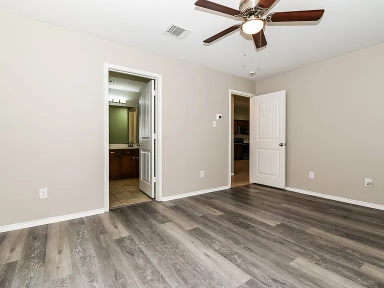 1114 Nickel St — Photo 9