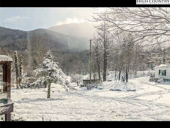 5th image of 284 Valley Creek Lane