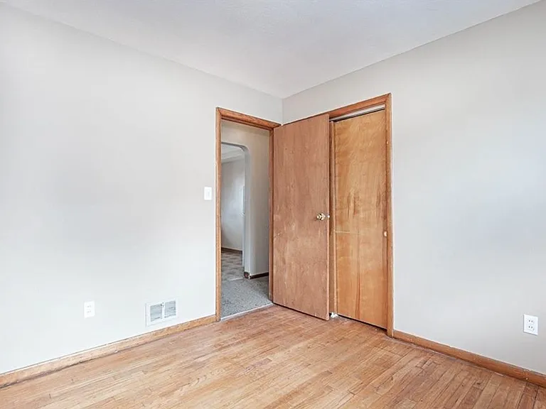 4633 Warner Rd — Photo 18