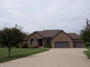 11890 N 1150th St, Robinson, IL 62454