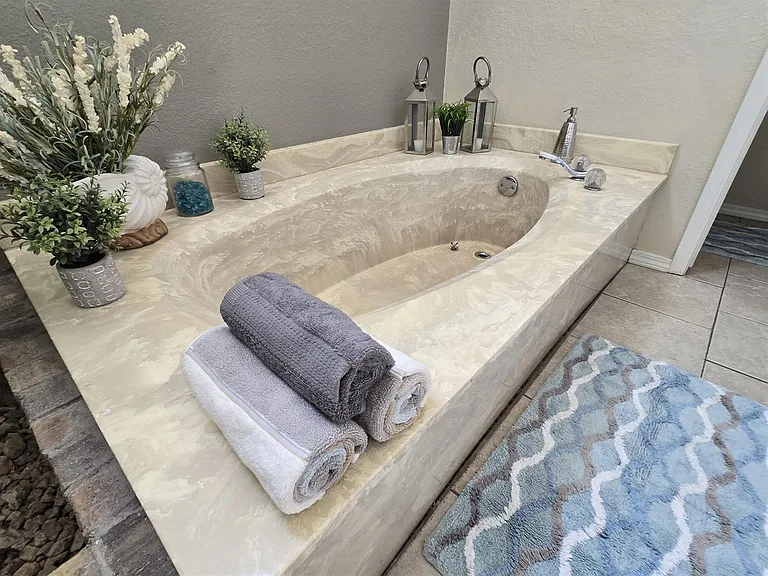 Garden Tub in Primary Bath