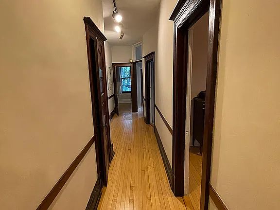 4th image of 2141 W Pierce Ave Unit 2
