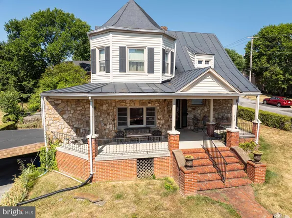 716 Villa Ave, Front Royal, VA 22630