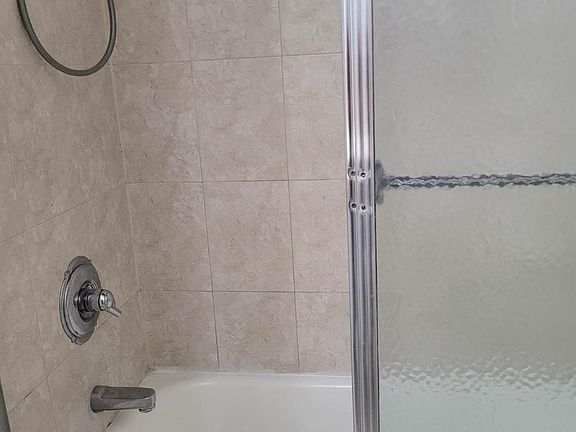 4th image of 416 Virginia Ave Floor 1