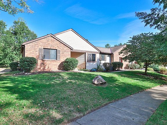 2nd image of 281 Bedford Glen Ln