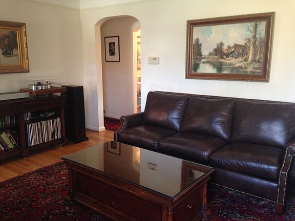 3rd image of 1605 W Houstonia Ave