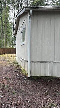 4th image of 150 E Barnsby Place