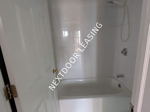 5th image of 66 W 18th St APT 2R