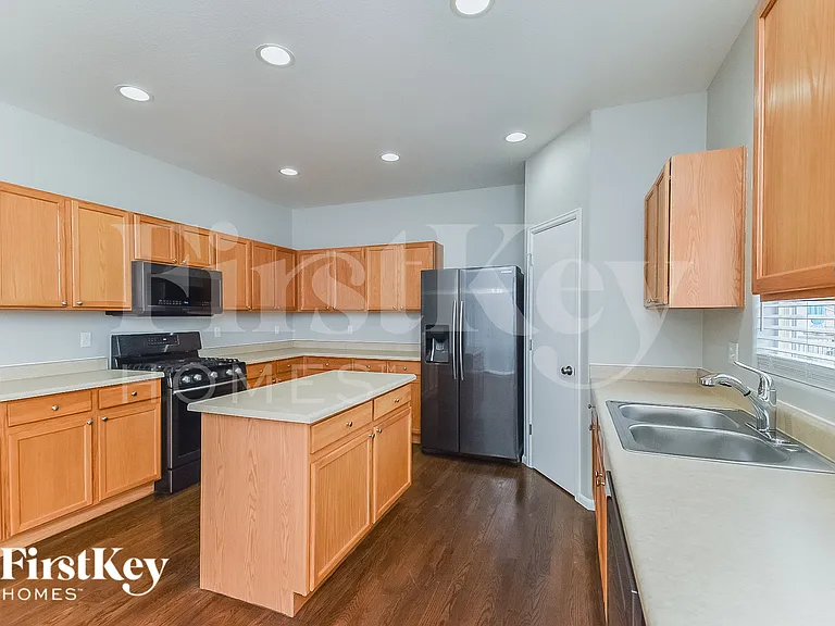 9314 Prairie Dunes Rd — Photo 8