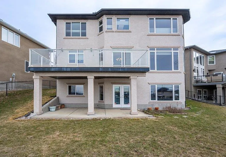 61 Simcrest Grv SW — Photo 63