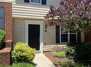 110 Aaron Pl APT 305, Lynchburg, VA 24502
