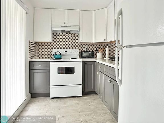 5th image of 601 N Rio Vista Blvd APT 209