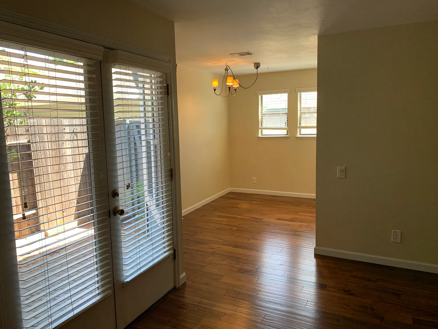 2410 G St — Photo 4