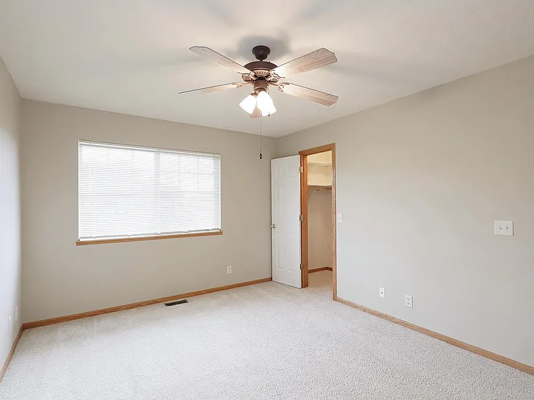 6907 Naples Dr — Photo 22