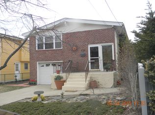 64 Doges Promenade, Lindenhurst, NY 11757