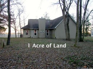 4151 Baker Rd, Bunker Hill, IL 62014